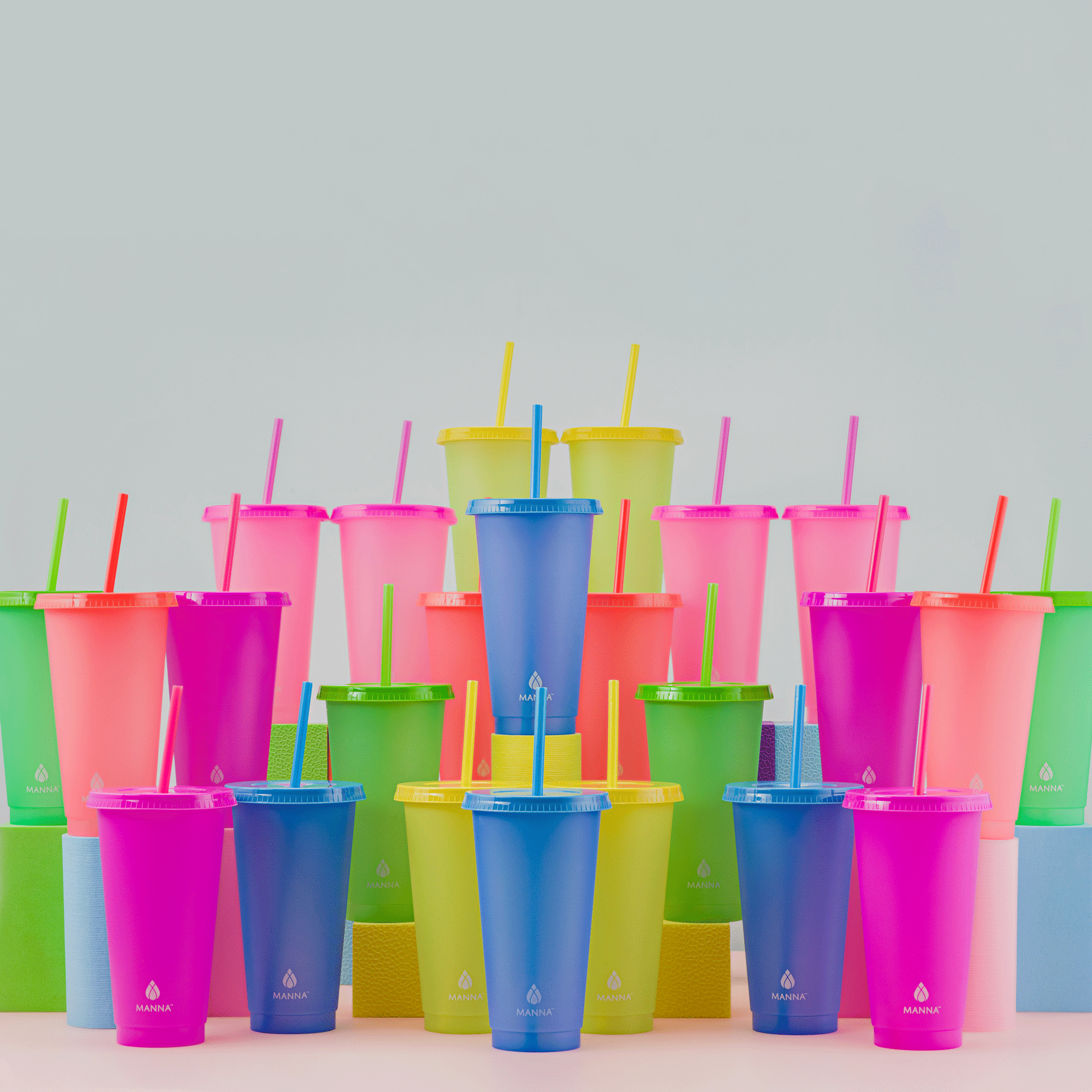 24-piece-original-color-changing-cup-set-b3 A0029811.gif